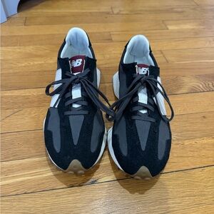 Women’s Sneakers - New Balance 327